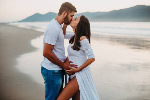 ensaio-gestante-praia-do-sonho-palhoca-larissa'