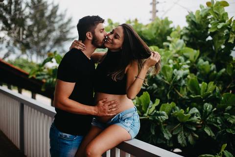 ensaio-gestante-praia-do-sonho-palhoca-larissa'