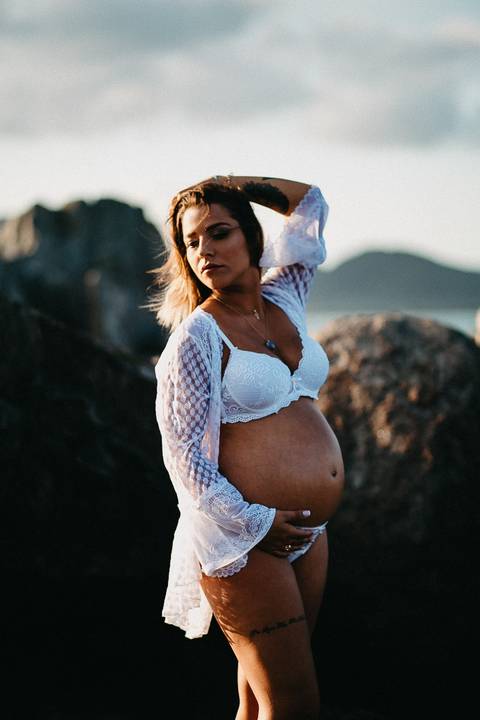 ensaio-gestante-praia-da-armacao-florianopolis-paula'