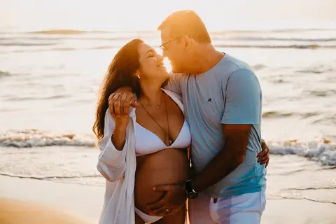 ensaio-gestante-praia-canto-do-morcego-itajai-vanessa'