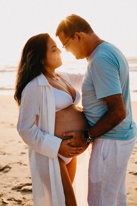 ensaio-gestante-praia-canto-do-morcego-itajai-vanessa'