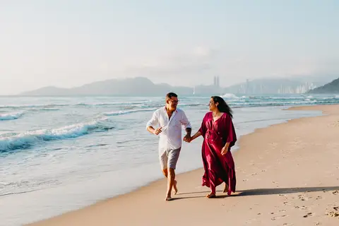 ensaio-gestante-praia-canto-do-morcego-itajai-vanessa'