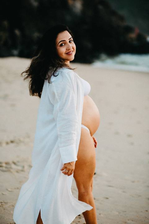ensaio-gestante-praia-canto-do-morcego-itajai-vanessa'