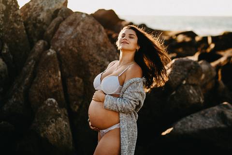 ensaio_gestante_larissa_florianopolis_praia_da_armacao '