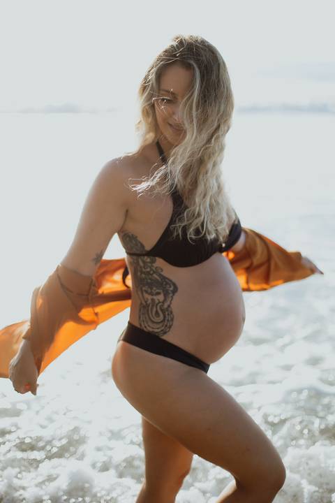 ensaio_gestante_itajai_praia_brava_nicole_a_espera_da_martina'