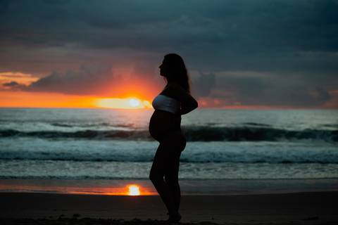 ensaio_gestante_itajai_praia_brava_nicole_a_espera_da_martina'