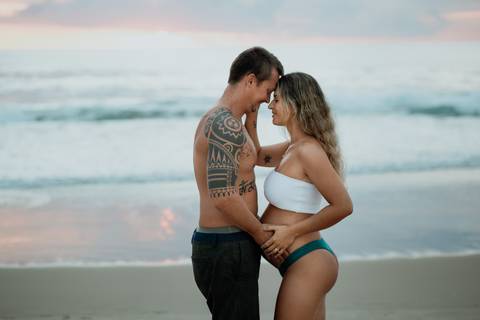 ensaio_gestante_itajai_praia_brava_nicole_a_espera_da_martina'