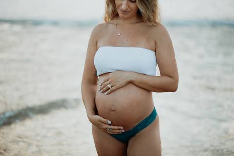 ensaio_gestante_itajai_praia_brava_nicole_a_espera_da_martina'