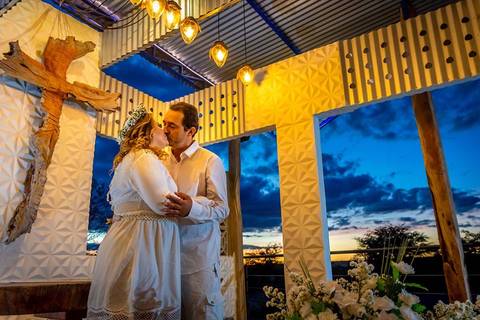 Casamento | Bodas de Papel | Capela | Casa da Meia Hora | Irecê, Bahia | Senhoria e Robson'