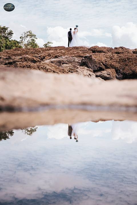Reflexo dos Noivos na água'