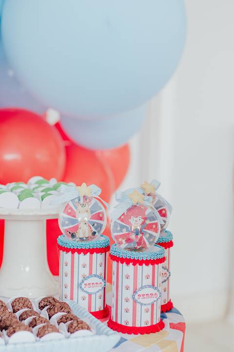 festa_infantil_aniversario_1_ano_2_anos_primeira_volta_ao_sol_stitch_circo_decoracao_de_festa_maternidade_diversao_kids_sambalele_salao_de_festas_villa_vetri_vivace_volta_redonda_giselle_gomes_fotografia'