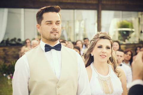 casamento de dia na praia em bombinhas ao por do sol'