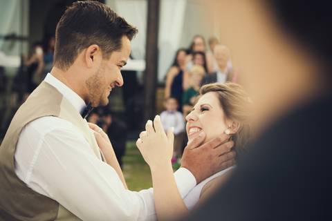 casamento de dia na praia em bombinhas ao por do sol'