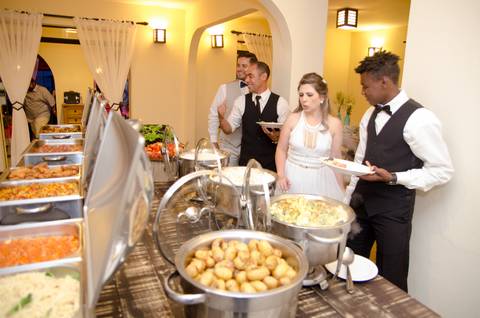 buffet de casamento  com frutos do mar no restaurante casa da paia eventos em bombinhas'