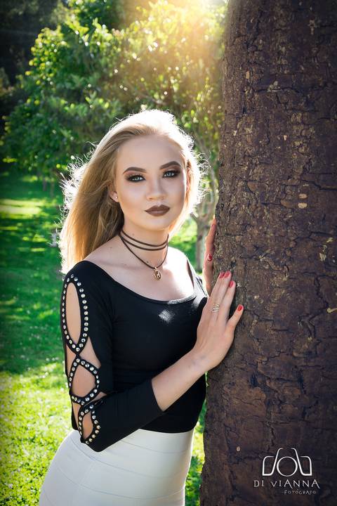 Ensaio Debutante realizado nos pavilhões da Festa da Uva - Caxias do Sul - RS'