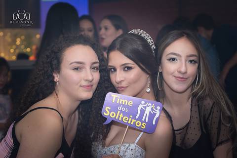 Festa de Debutante Flores da Cunha'