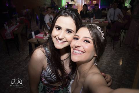Festa de Debutante Flores da Cunha'