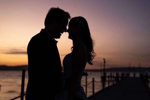 alejandra ramos fotografa de bodas en lima peru sesion de novios en atardecer'