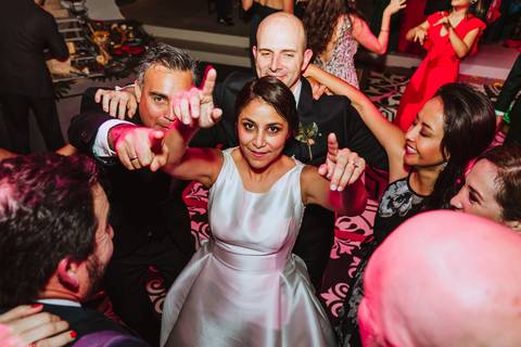 novia en su fiesta bodas en peru fotografa de bodas en peru lima '