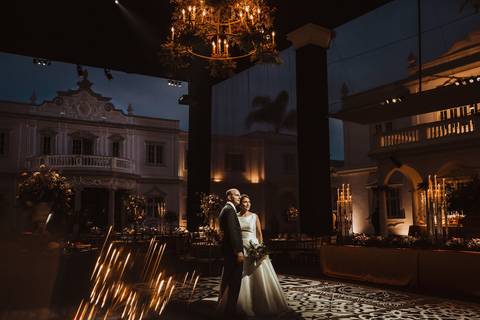 fotos de novios sesion de novios con estilo en puericultorio fotografa argentina de bodas en lima '