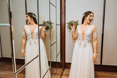 novia reflejada en el espejo feliz novia con estilo y diferente happy weddin lima bodas las mejores fotos de tu boda en lima fotografa de bodas alejandra ramos fotografia '