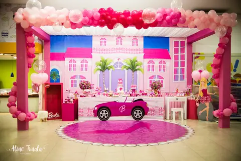 decoração casa da Barbie para a festa de 5 anos da Helena em Cachoeiro de Itapemirim'