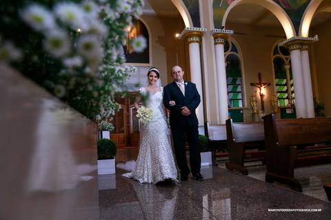 Thais e Pedro igreja catedral  Assis-sp'