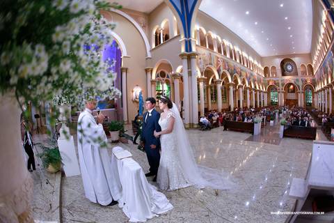 Thais e Pedro igreja catedral  Assis-sp'