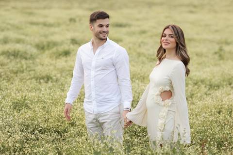 Sessão de gravidez, fotografia de gravidez, sessão fotográfica maternidade, fotos grávida exterior, sessão grávida natureza, fotografia maternidade Portugal, fotógrafo gravidez, ensaio gravidez casal, sessão pré-mamã, fotos futuras mães, sessão baby on th'