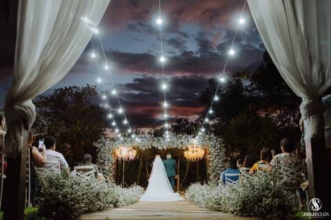 Casamento em sítio em itaipuaçú'