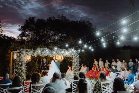 Casamento em sítio em itaipuaçú'