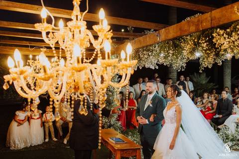 Casamento em sítio em itaipuaçú'