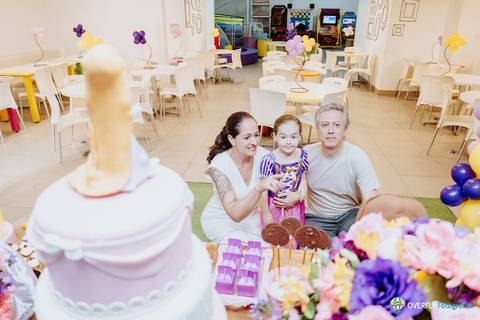 Aniversário Infantil SALÃO de festas Bee Happy em Niterói - RJ'