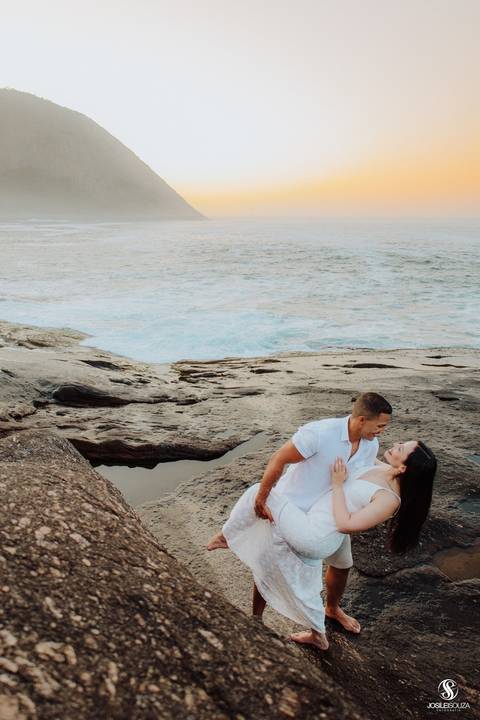 Ensaio Pré casamento na praia de São francisco em niterói'