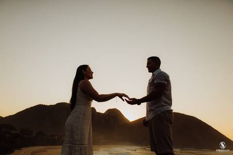 Ensaio Pré casamento na praia de São francisco em niterói'