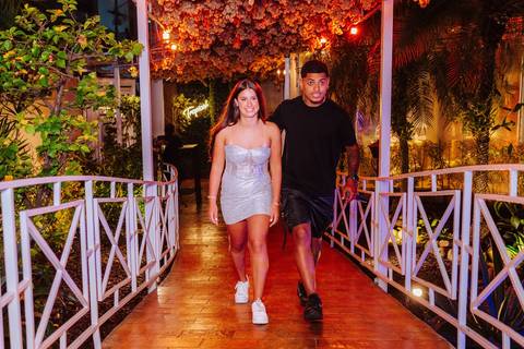 Tropical Casa de Festas em Niterói - RJ'