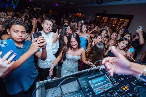 Fotografia do Show do Biel do Furduncinho em Niterói rj'