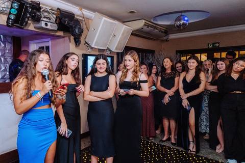 Fotógrafo de Aniversário de 15 anos em Pendotiba Niterói RJ'