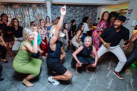 Aniversário de 40, 50, 60, 70, 80, 90 anos em Clubes em Niterói e Rio de Janeiro - Fotógrafo Profissional '