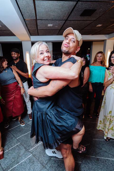 música ao vivo para aniversário em Niterói - Fotografia profissional '