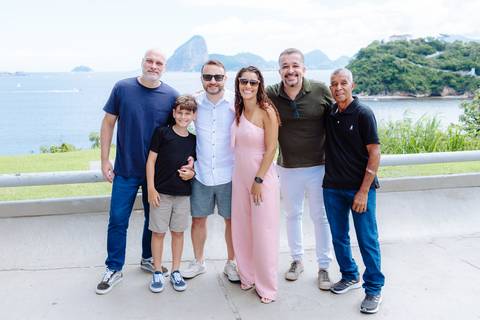 Noivado no restaurante'