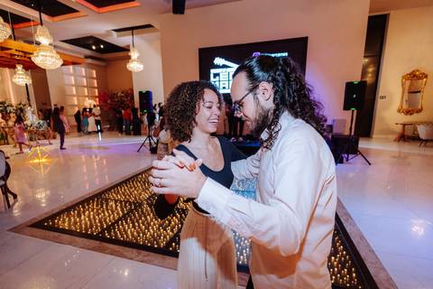 Banda com LEO MARCENES AO VIVO EM FESTA DE ANIVERSÁRIO'