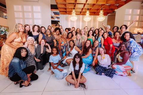 Banda com LEO MARCENES AO VIVO EM FESTA DE ANIVERSÁRIO'