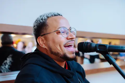 fotógrafo para festa com música ao vivo'