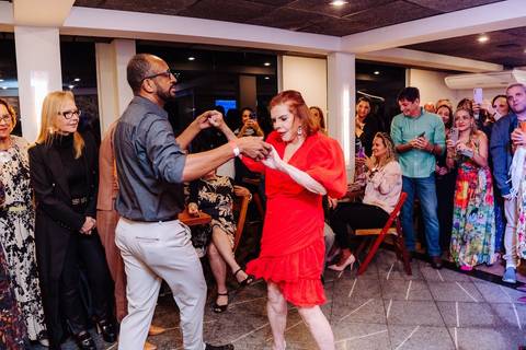 festa de 80 anos em São Francisco Niterói'