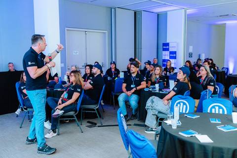 Fotógrafo da Allianz Seguro e Salesforce , Filial RJ, Filial ES, Filial SP'