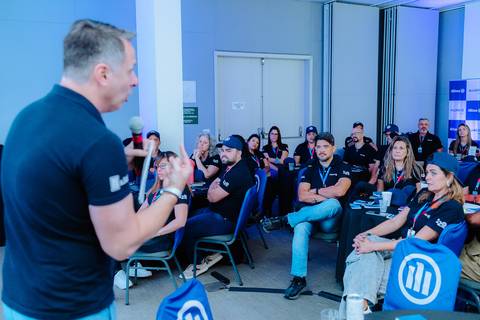 Fotógrafo da Allianz Seguro e Salesforce , Filial RJ, Filial ES, Filial SP'