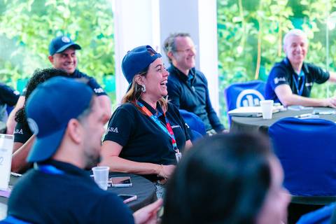 Allianz Seguro e Salesforce'