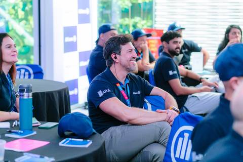 Allianz Seguro e Salesforce'