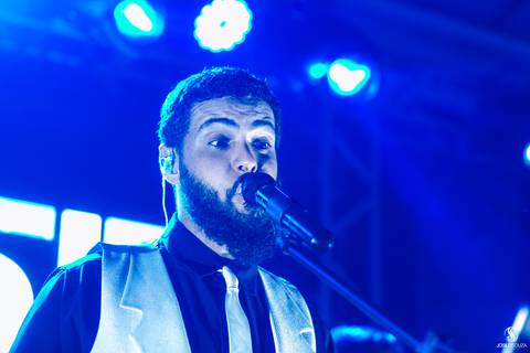 fotografia de evento com banda ao vivo'